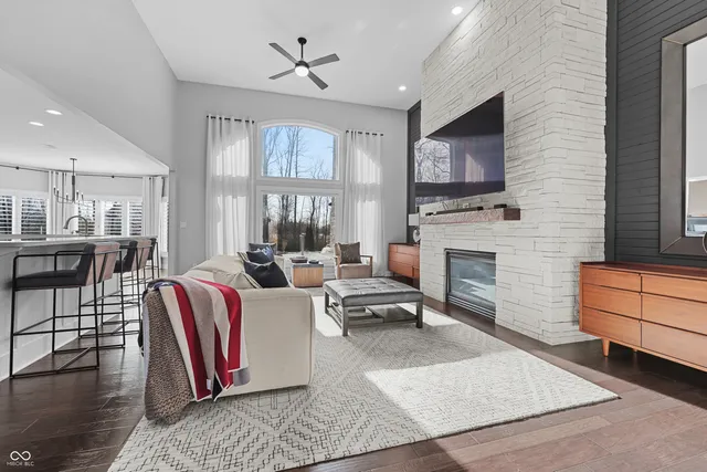 $995,000 | 6049 West Foster Branch Drive, Pendleton, IN 46064