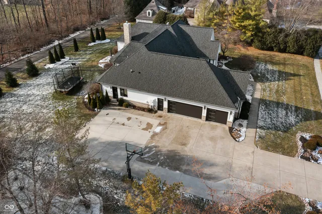 $995,000 | 6049 West Foster Branch Drive, Pendleton, IN 46064