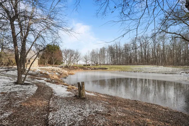 $995,000 | 6049 West Foster Branch Drive, Pendleton, IN 46064