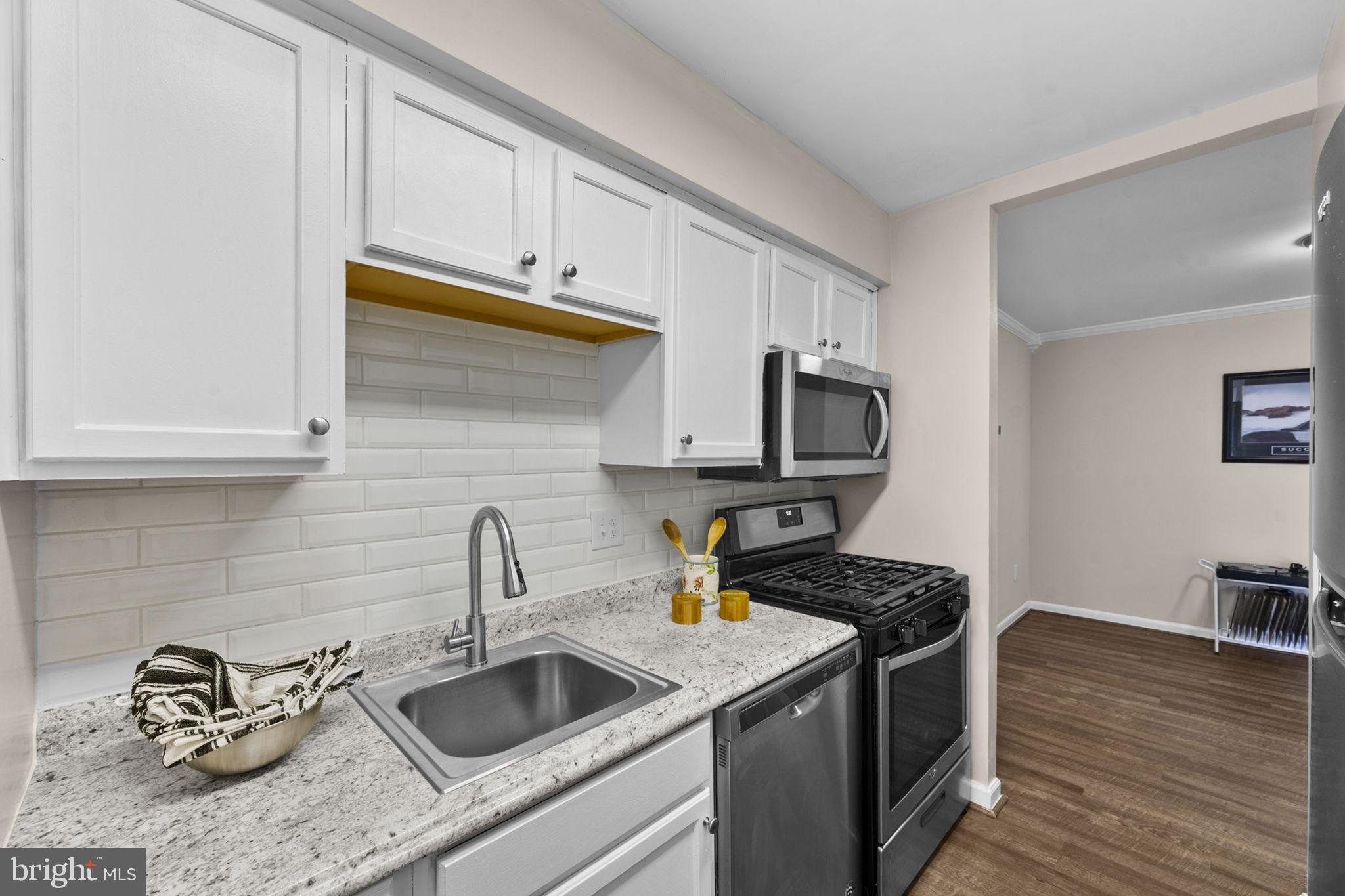 11240 Chestnut Grove Square, Unit 157 Reston, VA 20190 - Photo 24 of 57