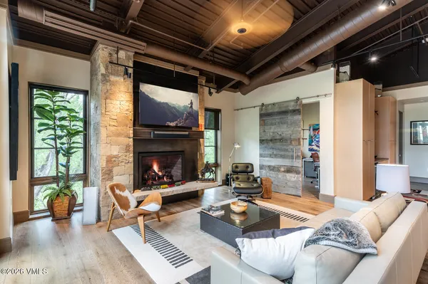 $3,450,000 | 37347 Highway 6, Unit 206, Avon, CO 81620