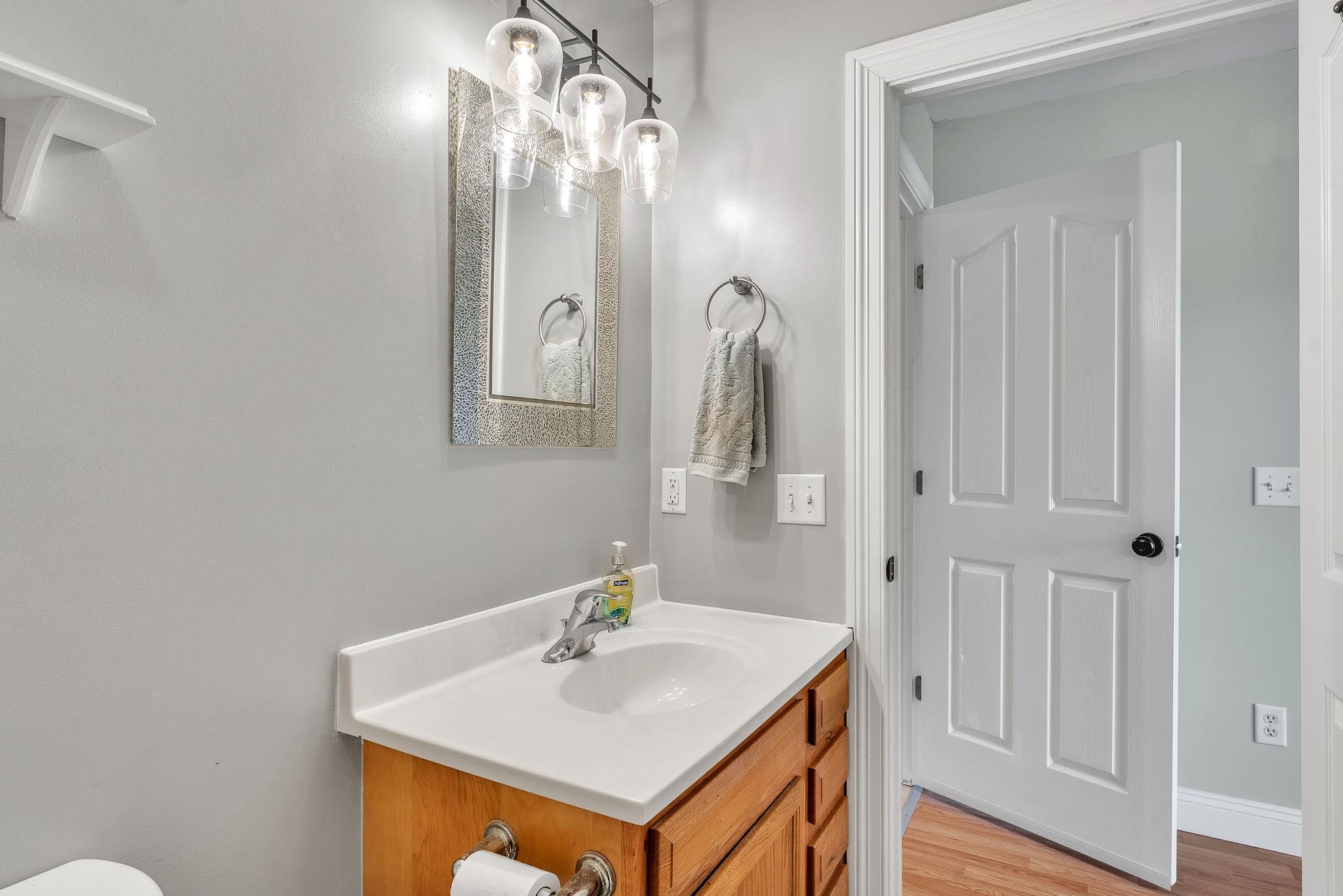 6 East Road, Unit 102 Fairfax, VT 05454 - Photo 16 of 32