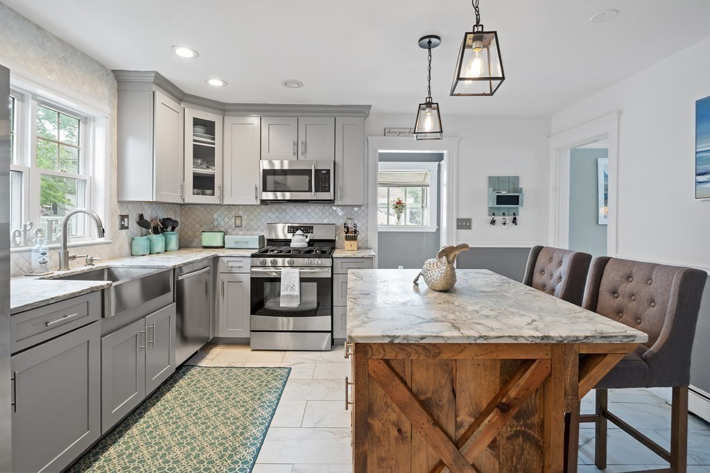11 Hobomack Road Quincy, MA 02169 - Photo 15 of 42 Gallery Image 15