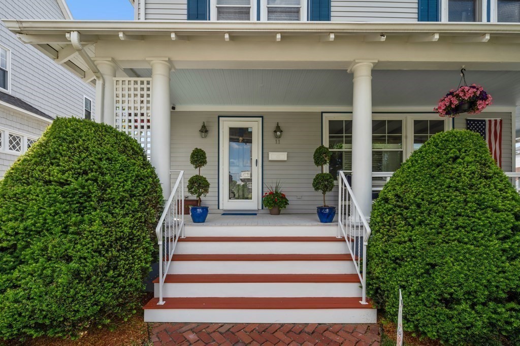 11 Hobomack Road Quincy, MA 02169 - Photo 3 of 42 Gallery Image 3