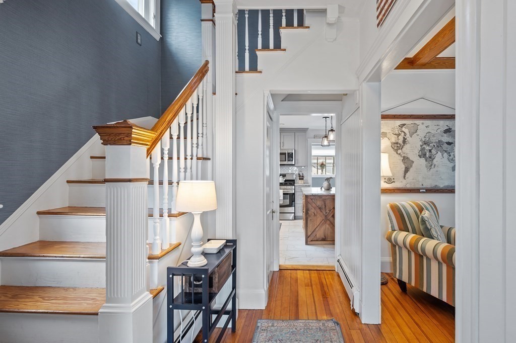 11 Hobomack Road Quincy, MA 02169 - Photo 5 of 42 Gallery Image 5