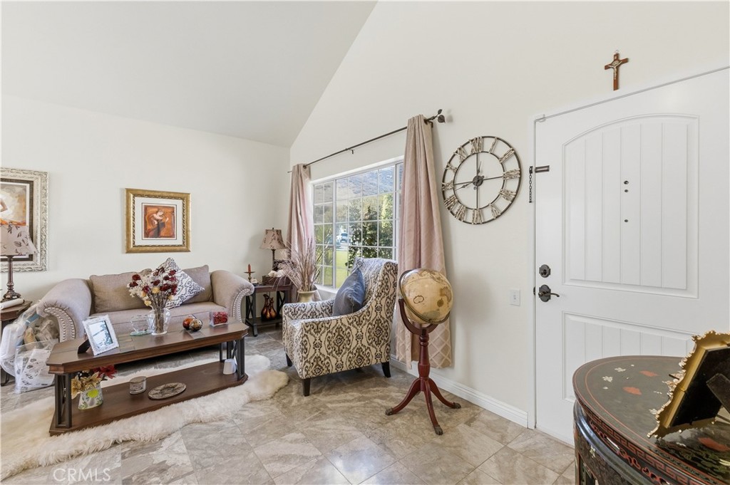 4174 Shellicia Circle Riverside, CA 92509 - Photo 8 of 67 Gallery Image 8
