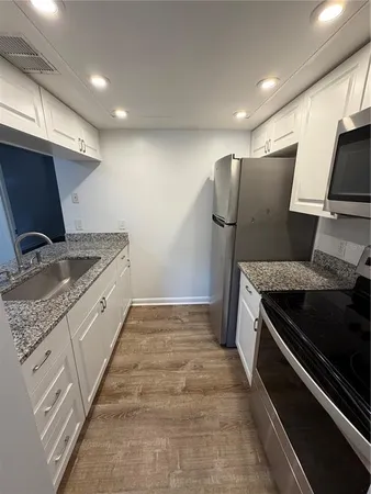$1,400 | 4508 South Oak Drive, Unit T72, Tampa, FL 33611