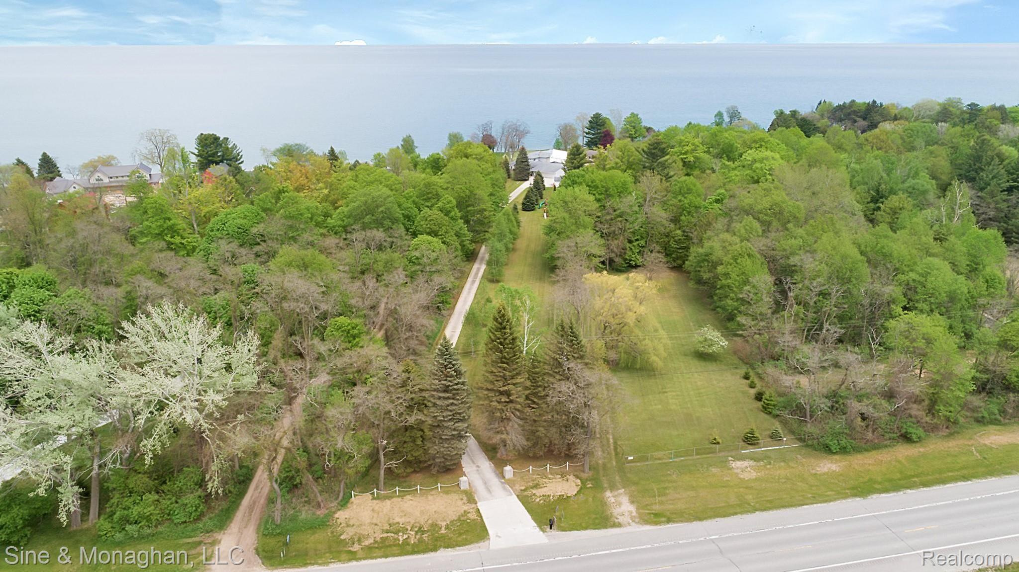 3590 North Lakeshore Road Deckerville, MI 48427 - Photo 39 of 44 3509 North Lakeshore rd - HD Drone Photography-13 (1).jpg