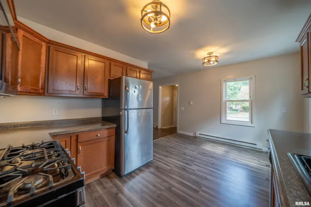 $144,900 | 807 North Ashland Avenue, West Peoria, IL 61604