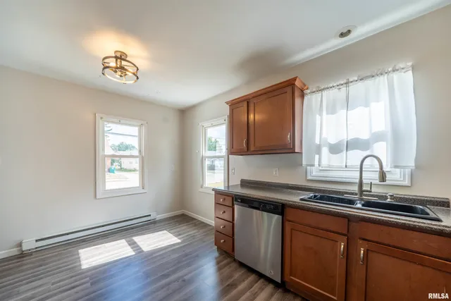 $144,900 | 807 North Ashland Avenue, West Peoria, IL 61604