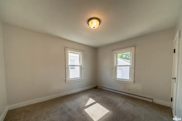 $144,900 | 807 North Ashland Avenue, West Peoria, IL 61604