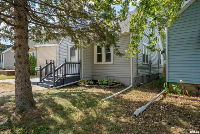 $144,900 | 807 North Ashland Avenue, West Peoria, IL 61604