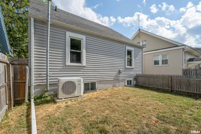 $144,900 | 807 North Ashland Avenue, West Peoria, IL 61604