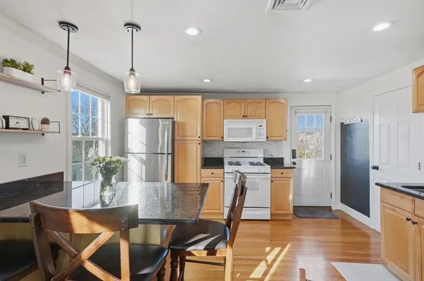 $335,000 | 11 Columbia Road, Unit 7, Wakefield, MA 01880