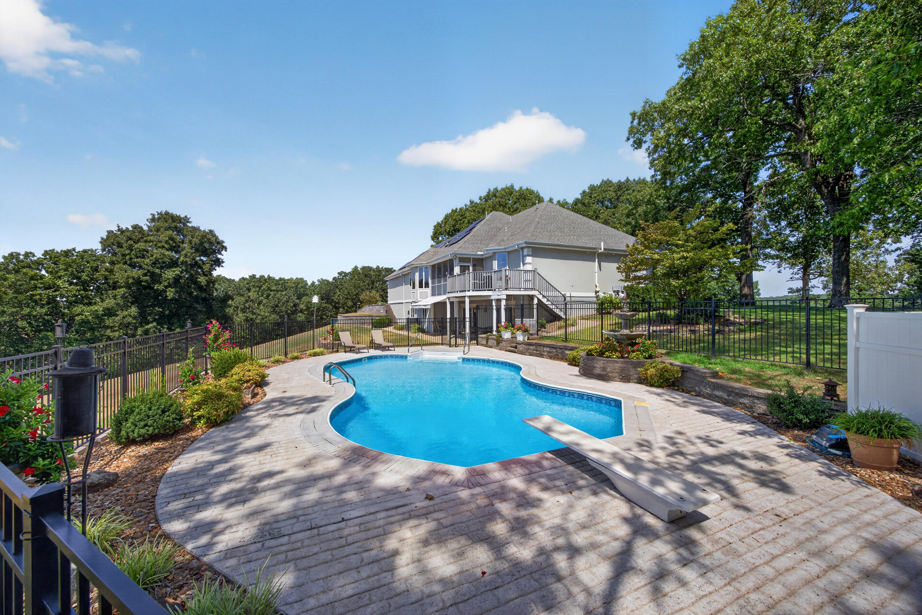 15531 Kentucky Road Neosho, MO 64850 - Photo 54 of 66 52-Pool Area