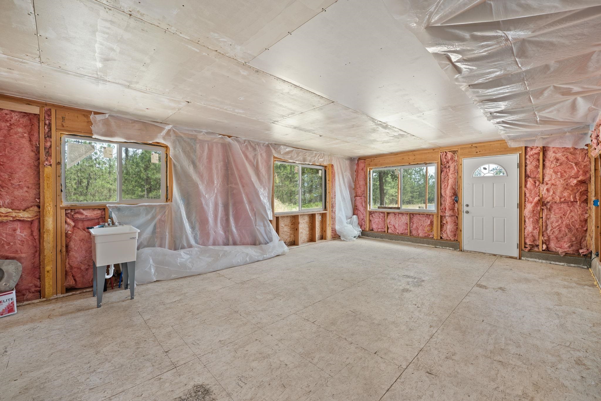 26811 North Yale Road Chattaroy, WA 99003 - Photo 12 of 30