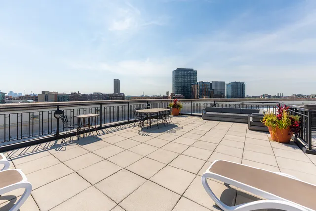 $3,500 | 1000 West Adams Street, Unit 703, Chicago, IL 60607