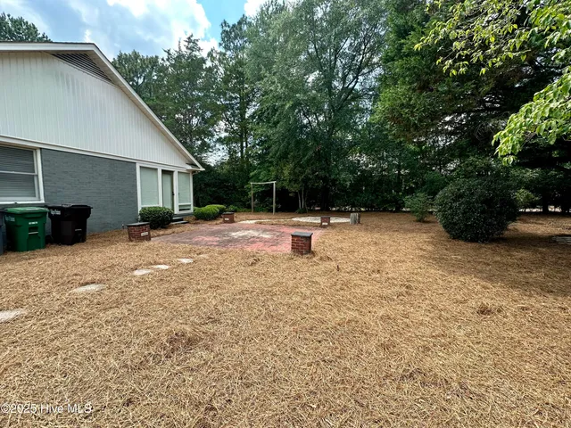 $2,300 | 6 Briarwood Place, Pinehurst, NC 28374