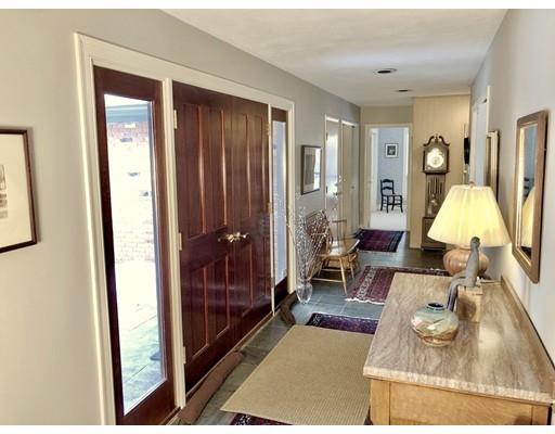 87 Briarcliff Road Longmeadow, MA 01106 - Photo 6 of 25 Gallery Image 6