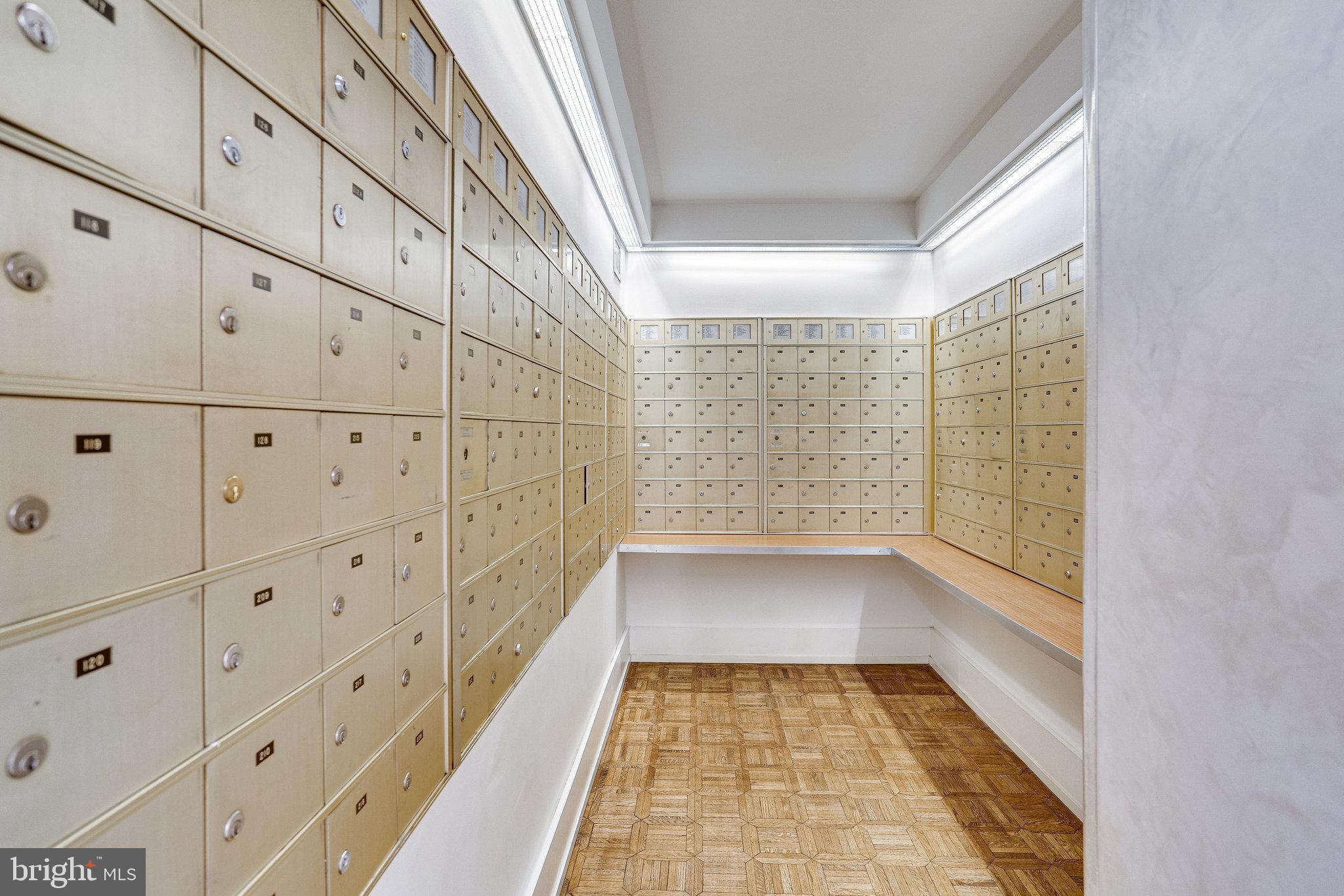 4000 Tunlaw Road Northwest, Unit 1030 Washington, DC 20007 - Photo 11 of 19 a view of a walk in closet