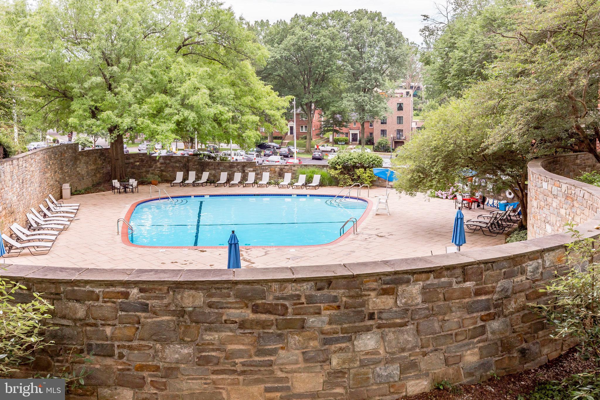 4000 Tunlaw Road Northwest, Unit 1030 Washington, DC 20007 - Photo 17 of 19 a view of outdoor space and yard