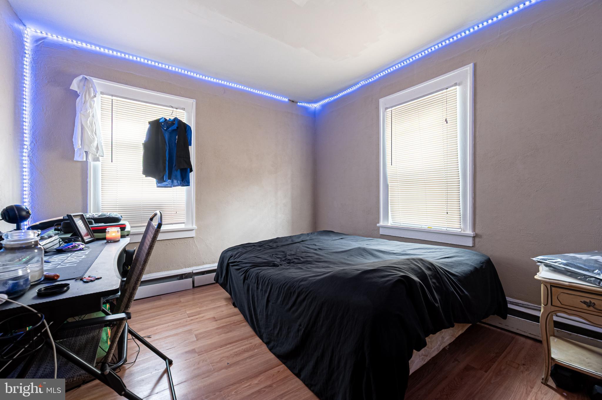 706 Augustine Road Atlantic City, NJ 08401 - Photo 18 of 29 a bedroom with a bed and furniture