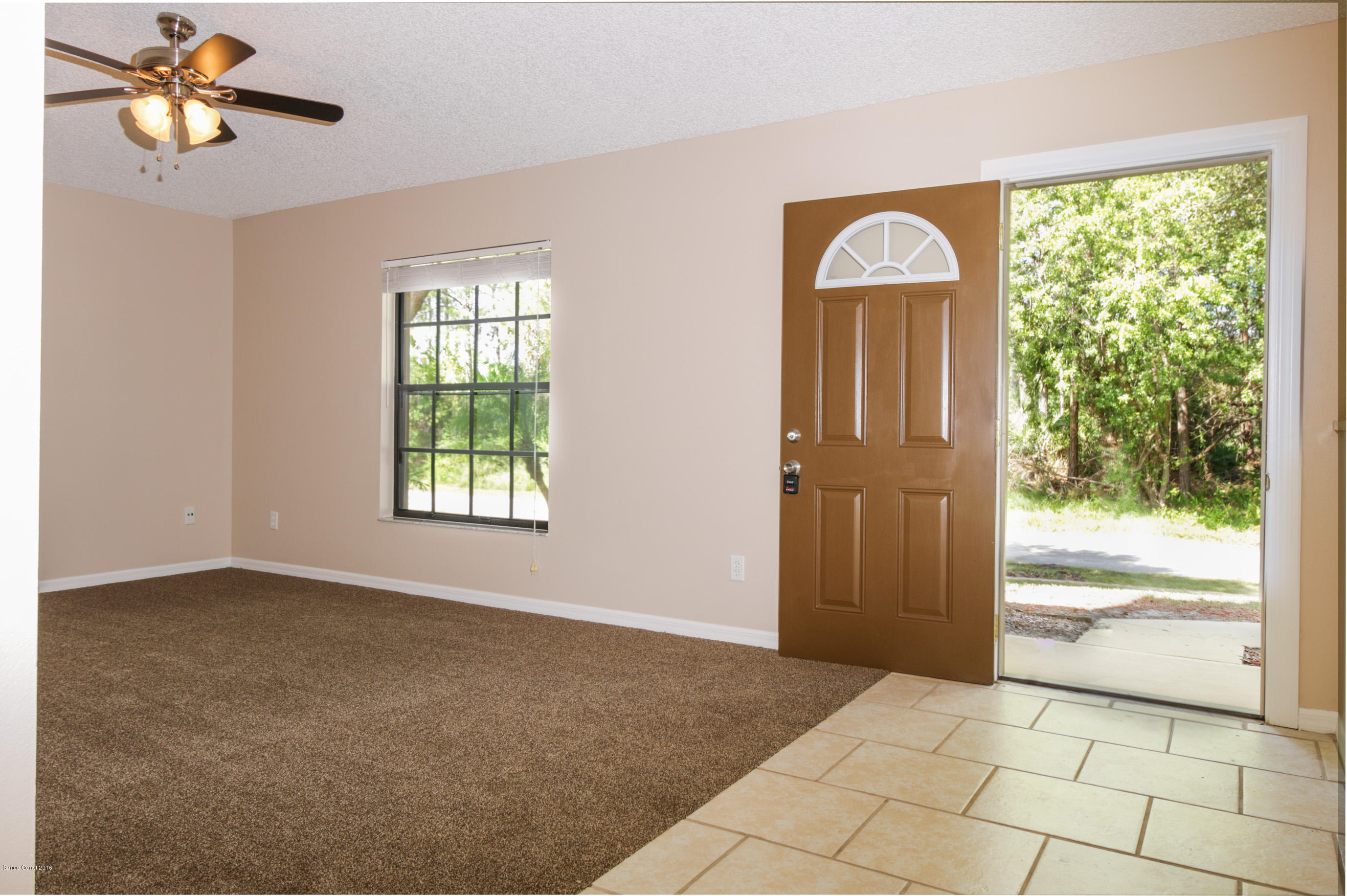 441 Wildmer Road Southwest Palm Bay, FL 32908 - Photo 5 of 67 entree (1)