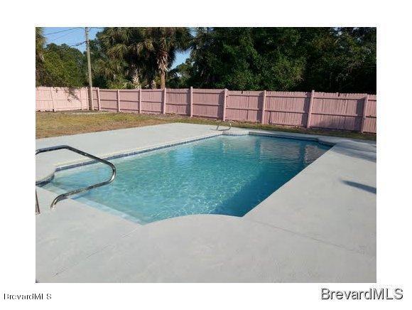 441 Wildmer Road Southwest Palm Bay, FL 32908 - Photo 57 of 67 a view of a tennis court