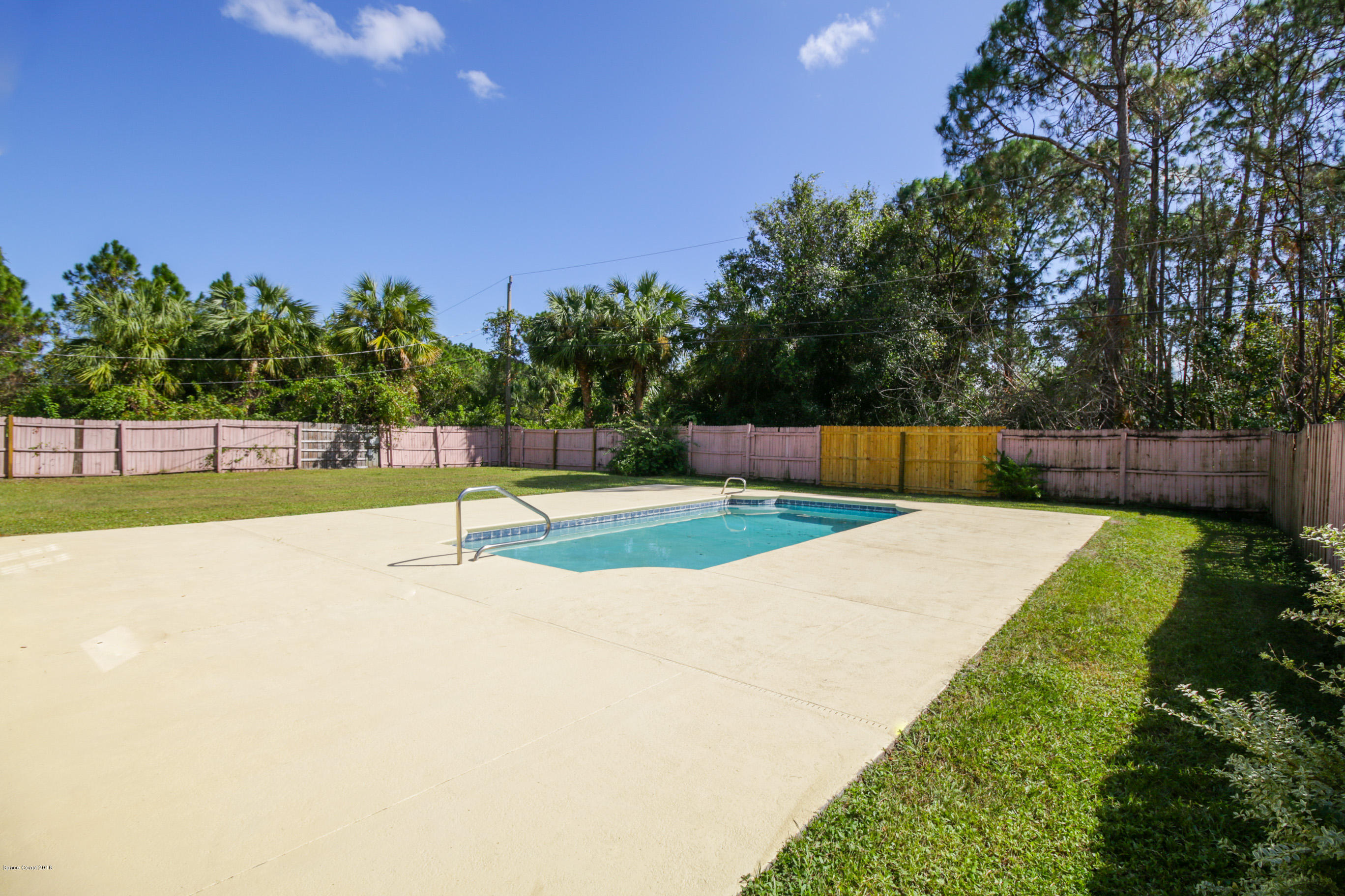 441 Wildmer Road Southwest Palm Bay, FL 32908 - Photo 60 of 67 a view of a tennis court