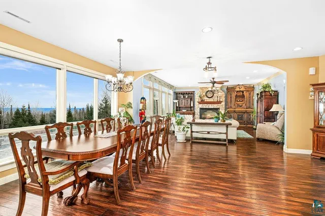 $1,100,000 | 969 Deerview Lane, Two Harbors, MN 55616