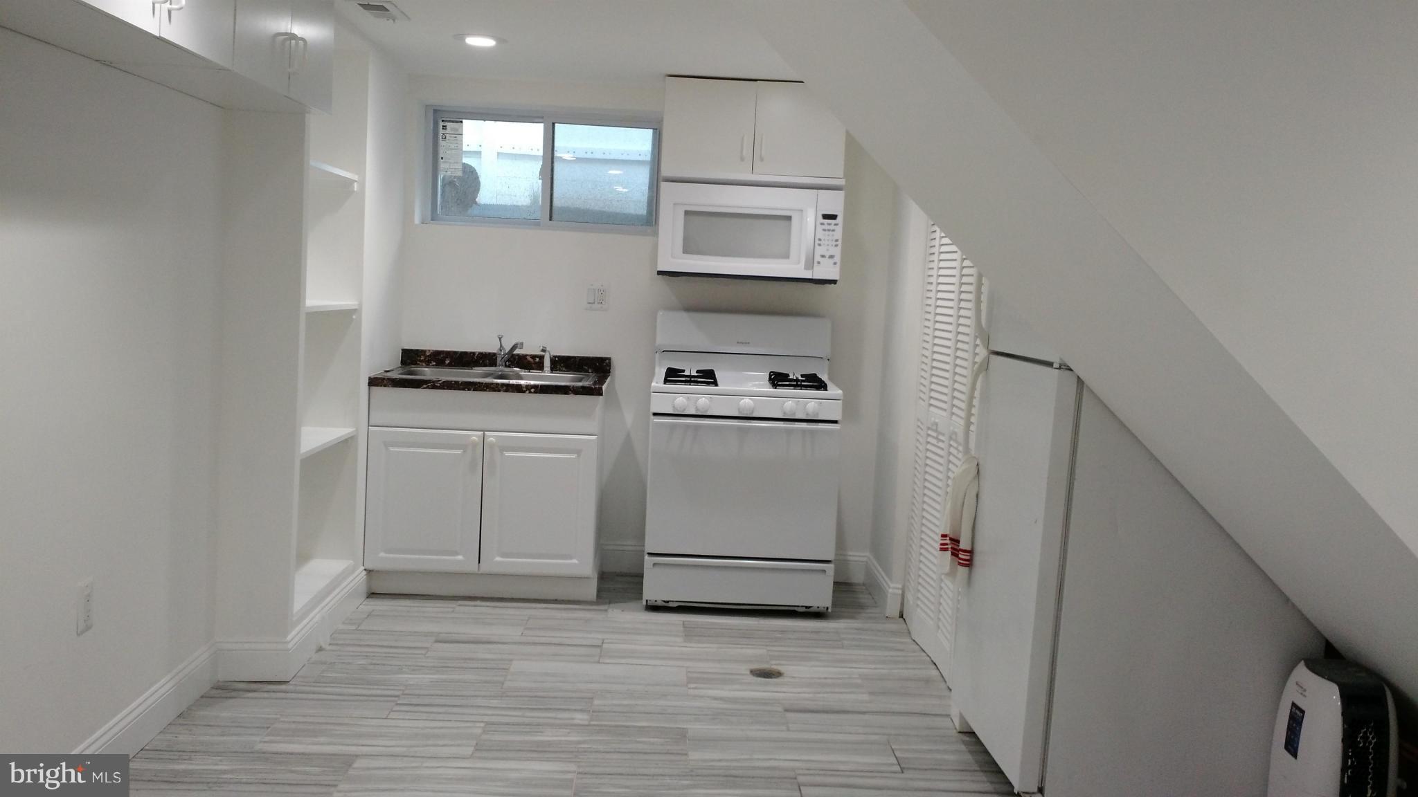 3321 Camden Street Silver Spring, MD 20902 - Photo 22 of 27 Kitchenette