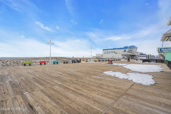 $999,999 | 41 Lincoln Avenue, Seaside Heights, NJ 08751