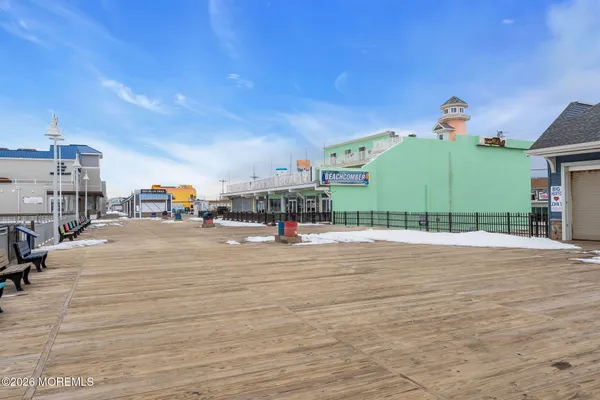 $999,999 | 41 Lincoln Avenue, Seaside Heights, NJ 08751