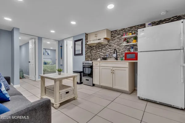 $999,999 | 41 Lincoln Avenue, Seaside Heights, NJ 08751