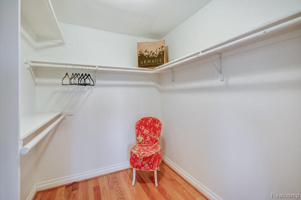395 Beaumont Road Highland, MI 48356 - Photo 12 of 28 46.jpg