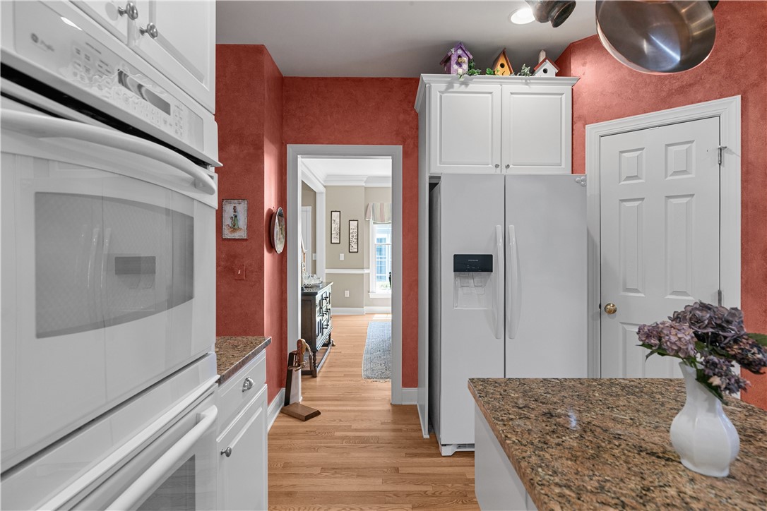 61 Seal Island Road Bristol, RI 02809 - Photo 23 of 48