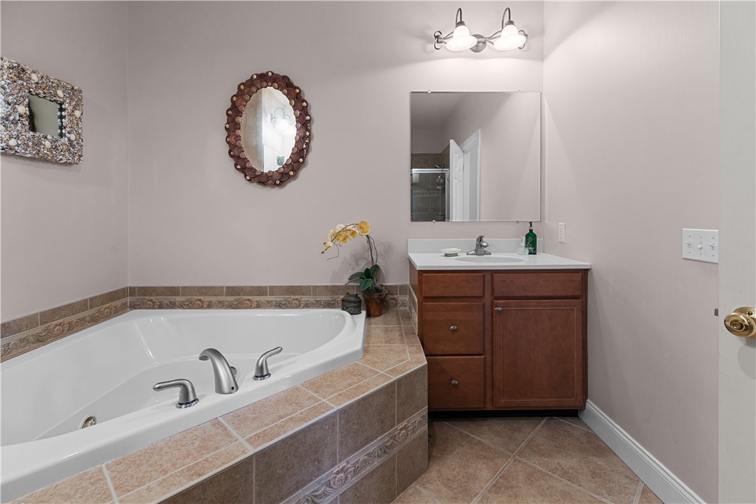 61 Seal Island Road Bristol, RI 02809 - Photo 34 of 48