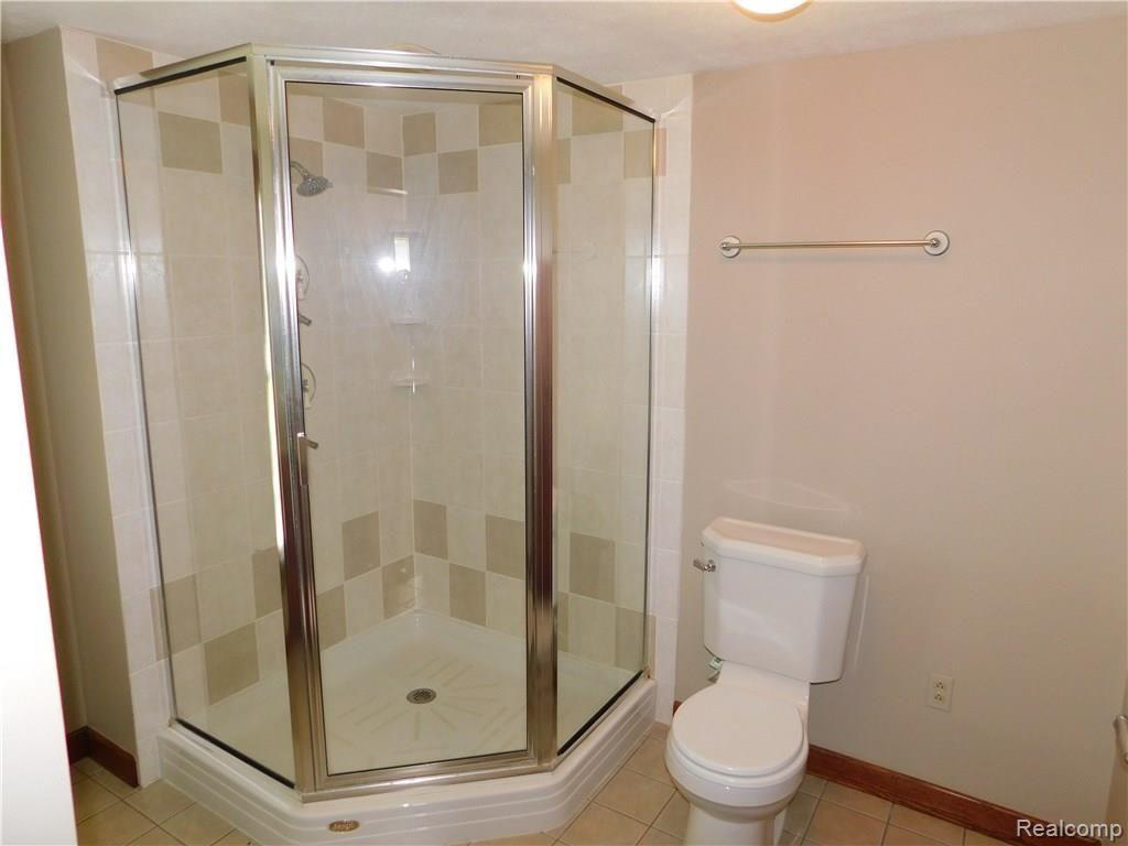 830 East Grand River Road Fowlerville, MI 48836 - Photo 16 of 20