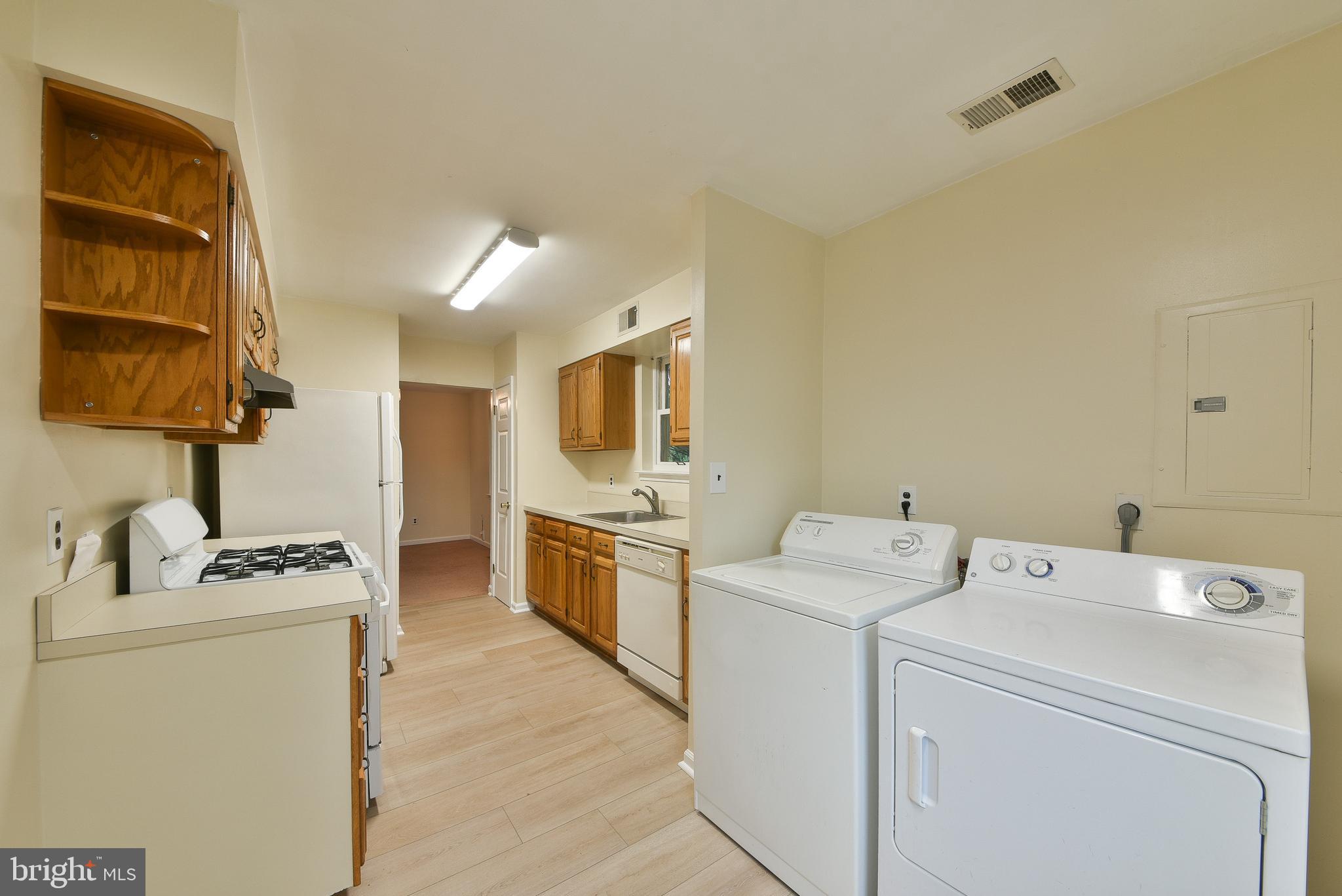 1 West Mill Road Flourtown, PA 19031 - Photo 13 of 18