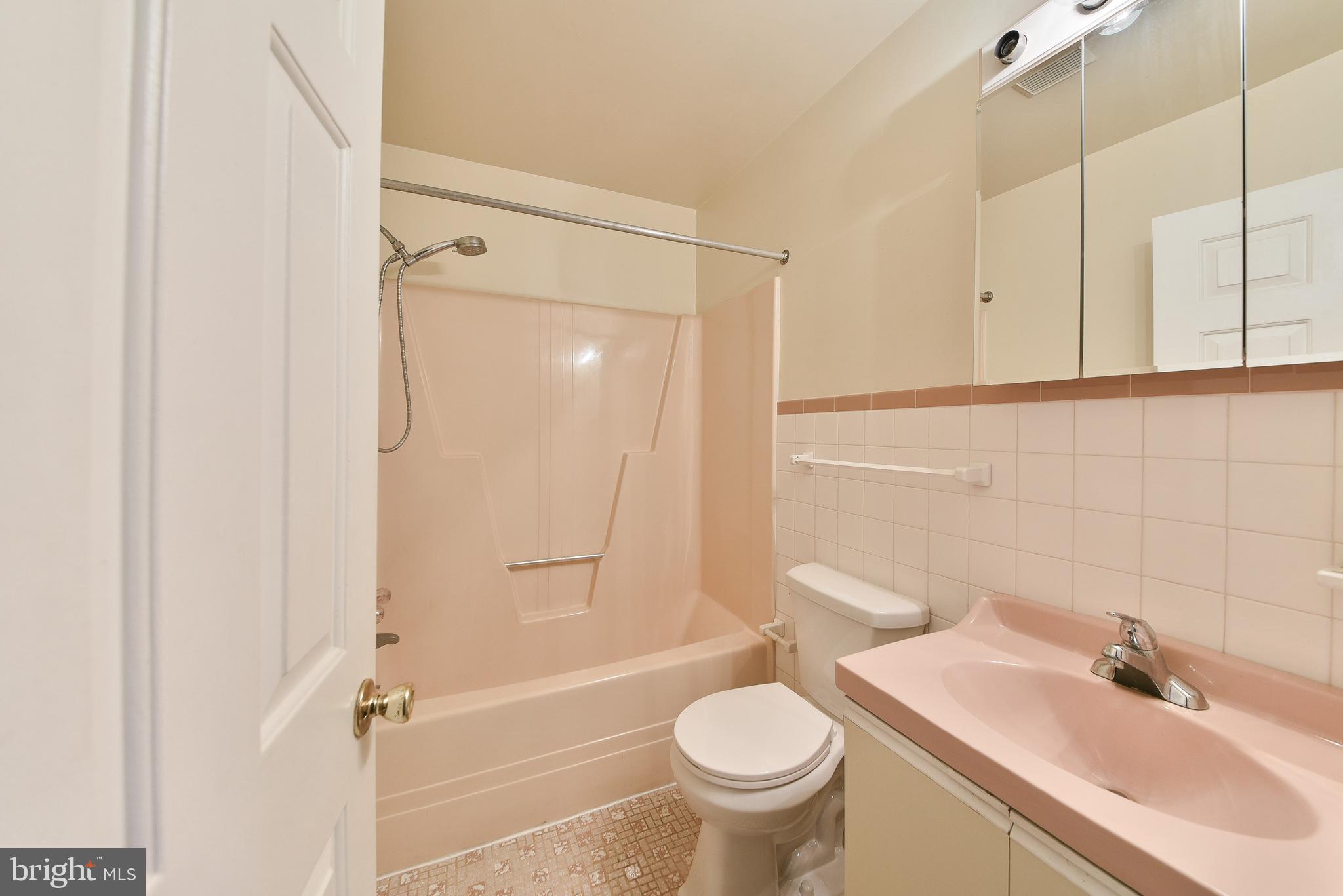 1 West Mill Road Flourtown, PA 19031 - Photo 18 of 18