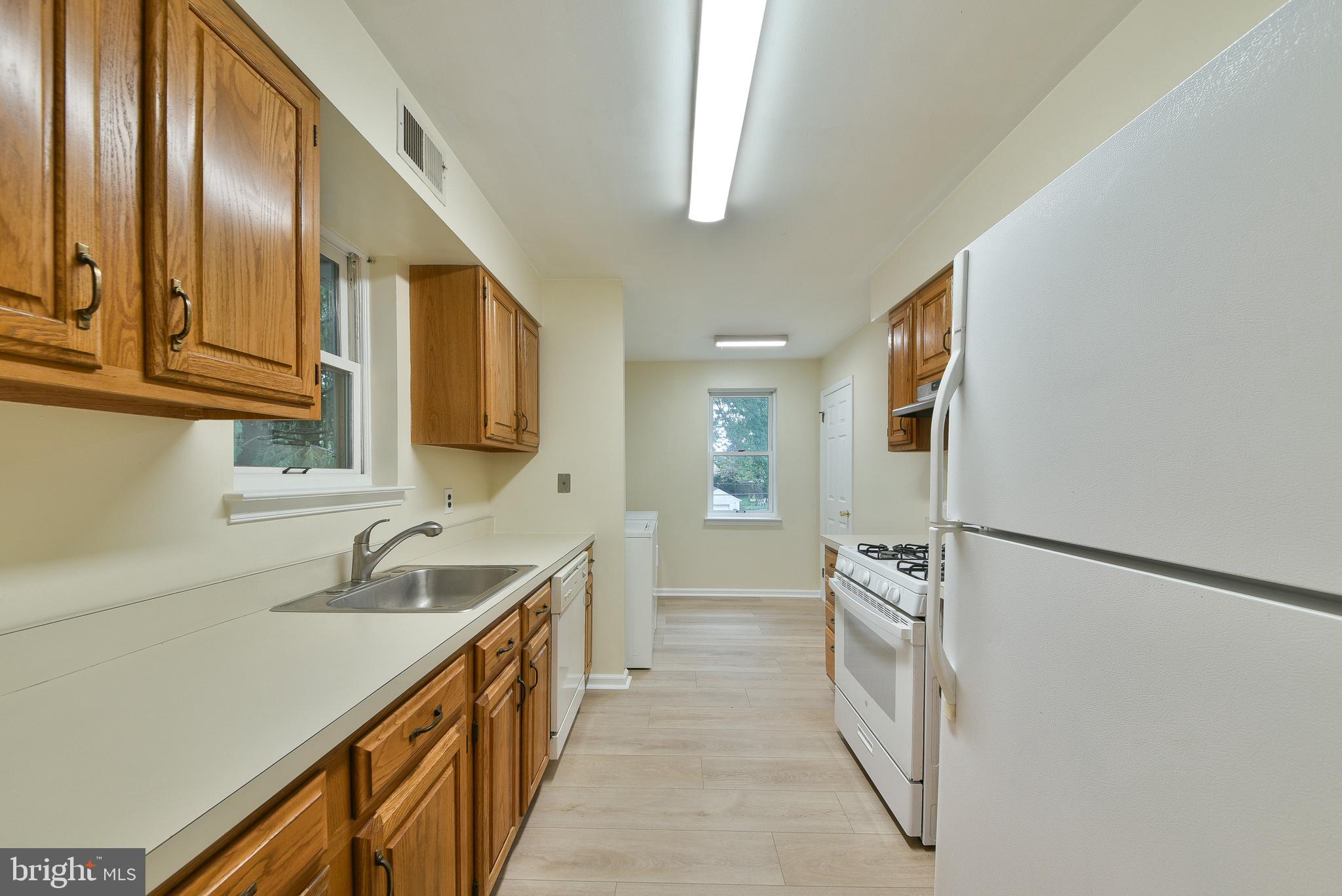 1 West Mill Road Flourtown, PA 19031 - Photo 10 of 18