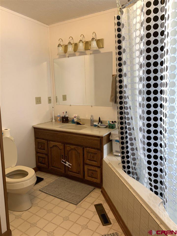 69216 Vernal Road Montrose, CO 81403 - Photo 17 of 35 Gallery Image 17