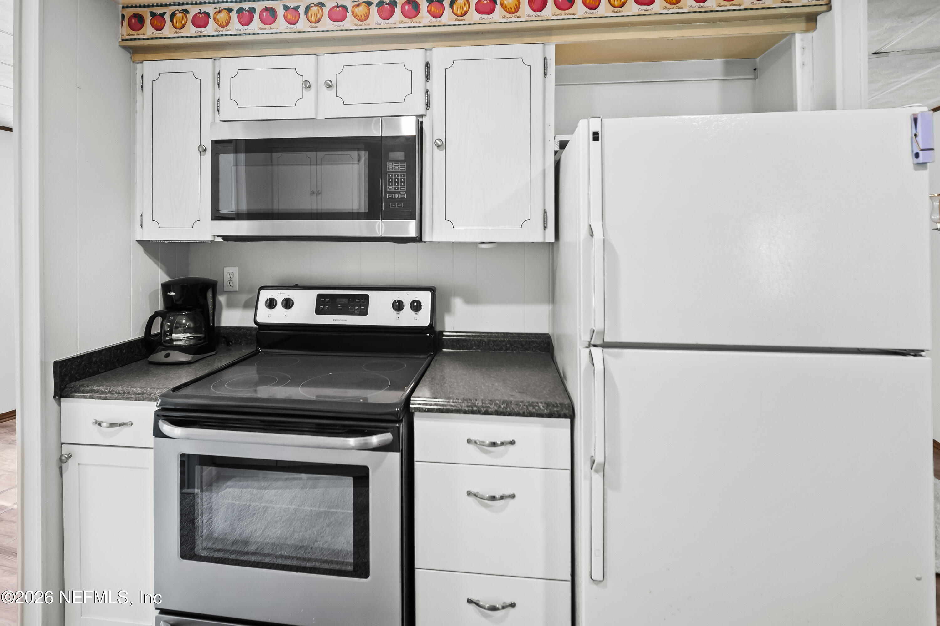 13727 Chauny Road Jacksonville, FL 32224 - Photo 24 of 42 13727ChaunyRdKitchenAngle8