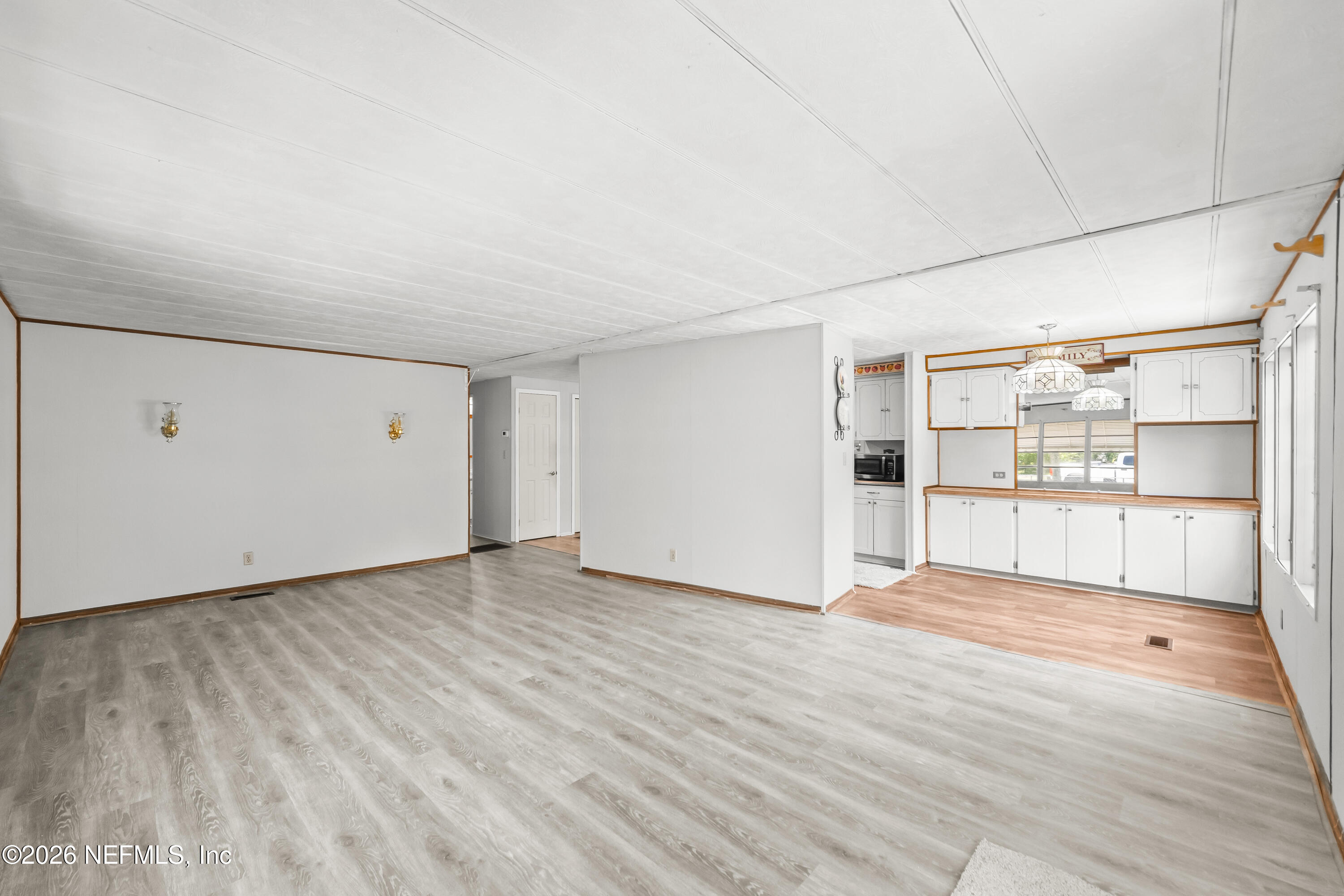 13727 Chauny Road Jacksonville, FL 32224 - Photo 29 of 42 13727ChaunyRdLivingRoomAngle3