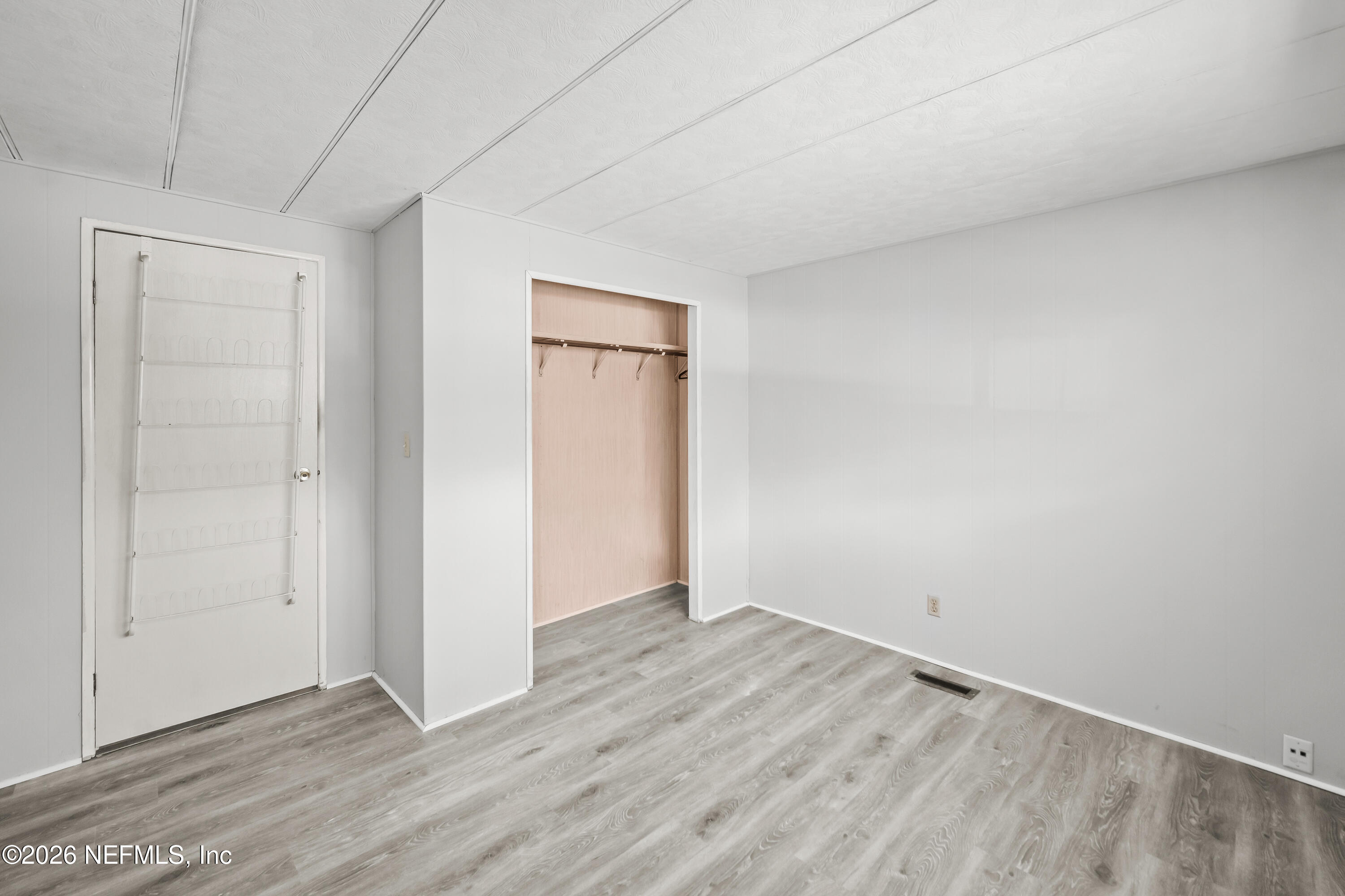 13727 Chauny Road Jacksonville, FL 32224 - Photo 32 of 42 13727ChaunyRdBedroom2Angle3