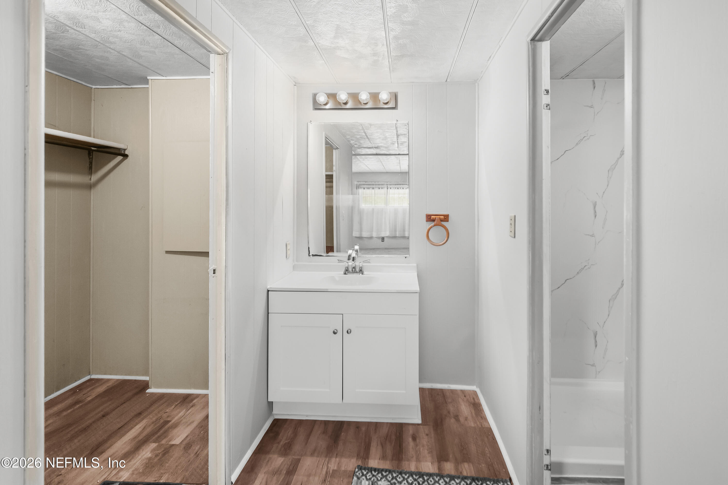 13727 Chauny Road Jacksonville, FL 32224 - Photo 39 of 42 13727ChaunyRdMasterBathroomAngle1