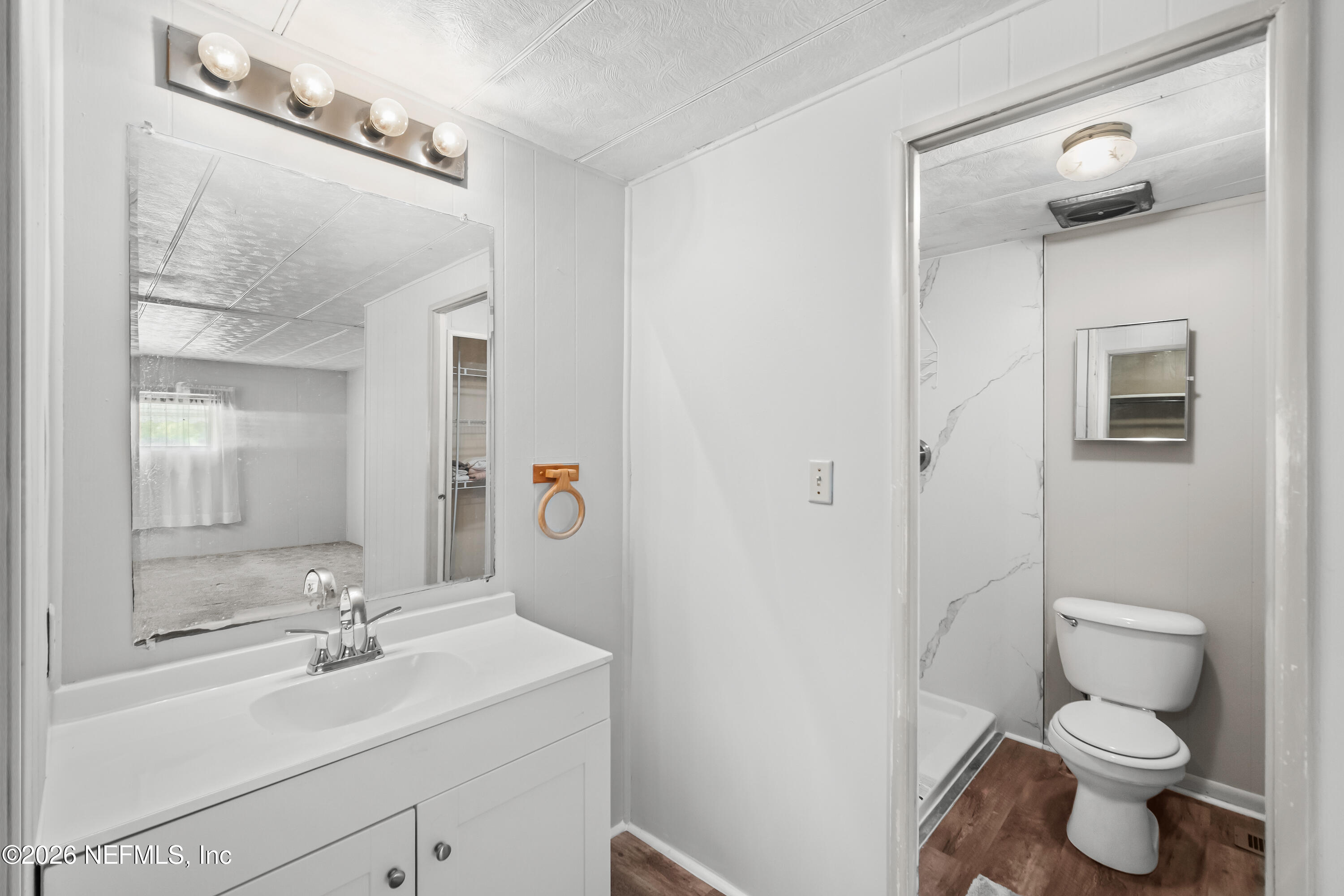 13727 Chauny Road Jacksonville, FL 32224 - Photo 40 of 42 13727ChaunyRdMasterBathroomAngle2