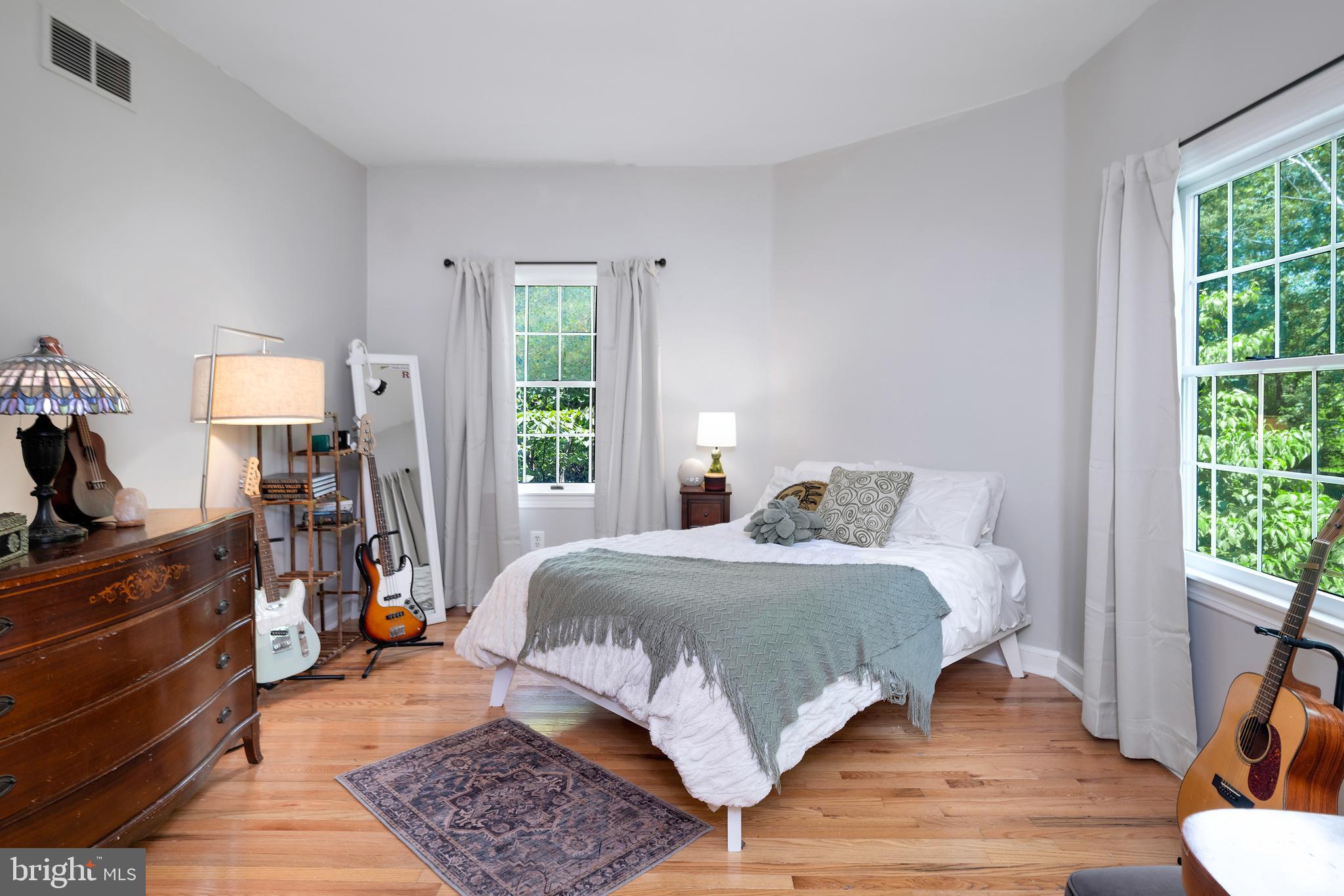 1 Michael Way Pennington, NJ 08534 - Photo 22 of 37
