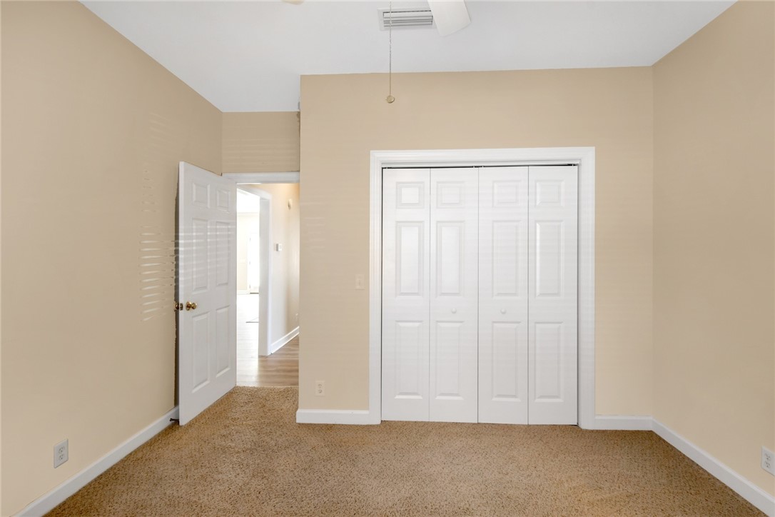 161 Huntington Circle Brunswick, GA 31525 - Photo 18 of 28 Bedroom 3