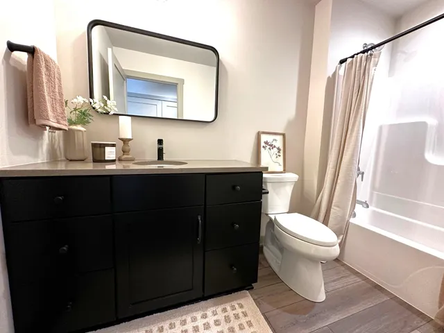 $365,900 | 116 Sunrise Court, Cedar Grove, WI 53013